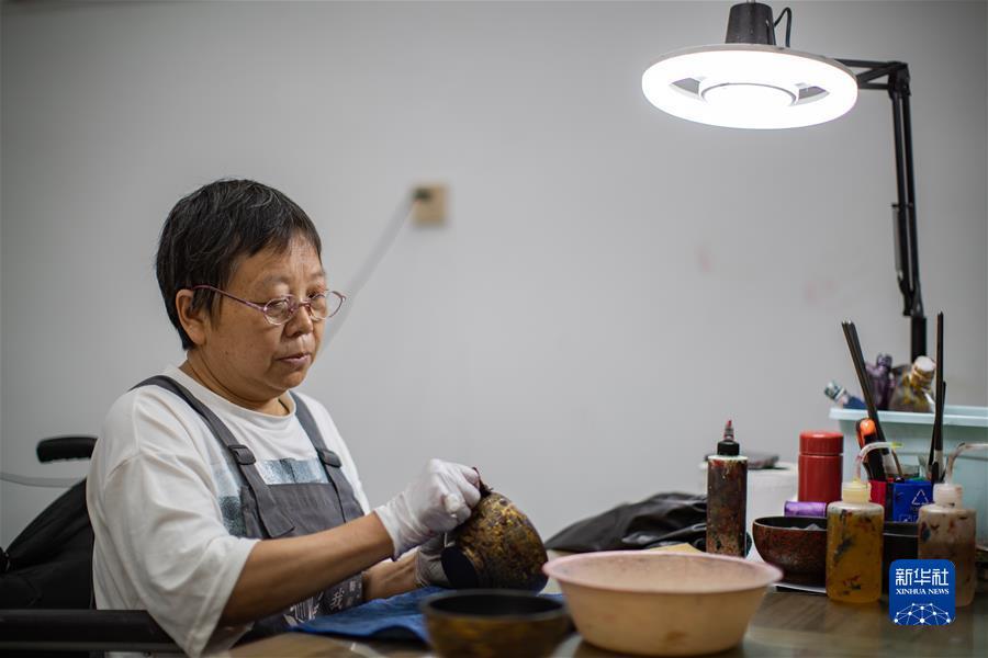 巴黎人赌钱总站